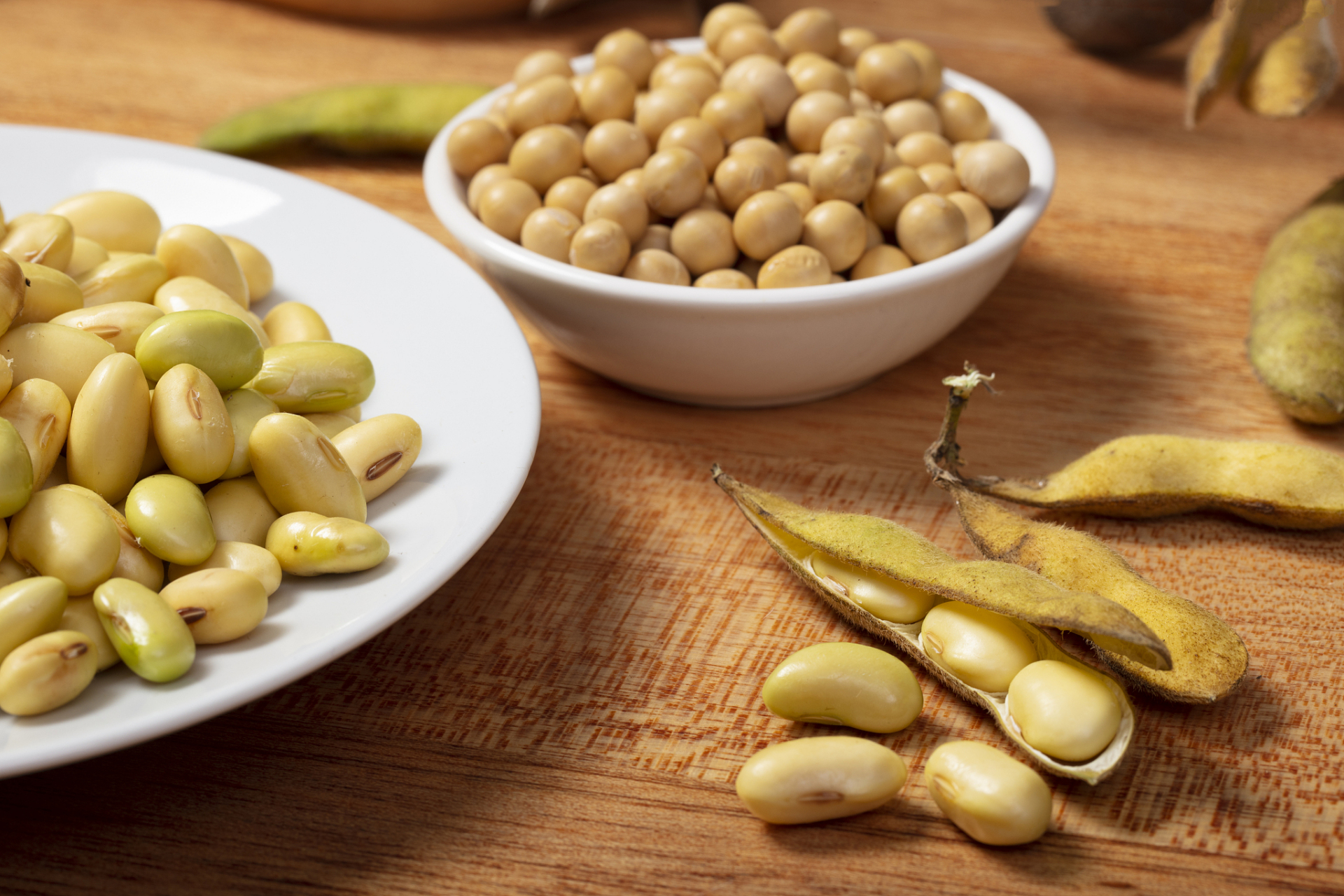 1碗豆浆顶半两牛肉    1, 大豆类    大豆类包括黄豆,黑豆和青豆,就是