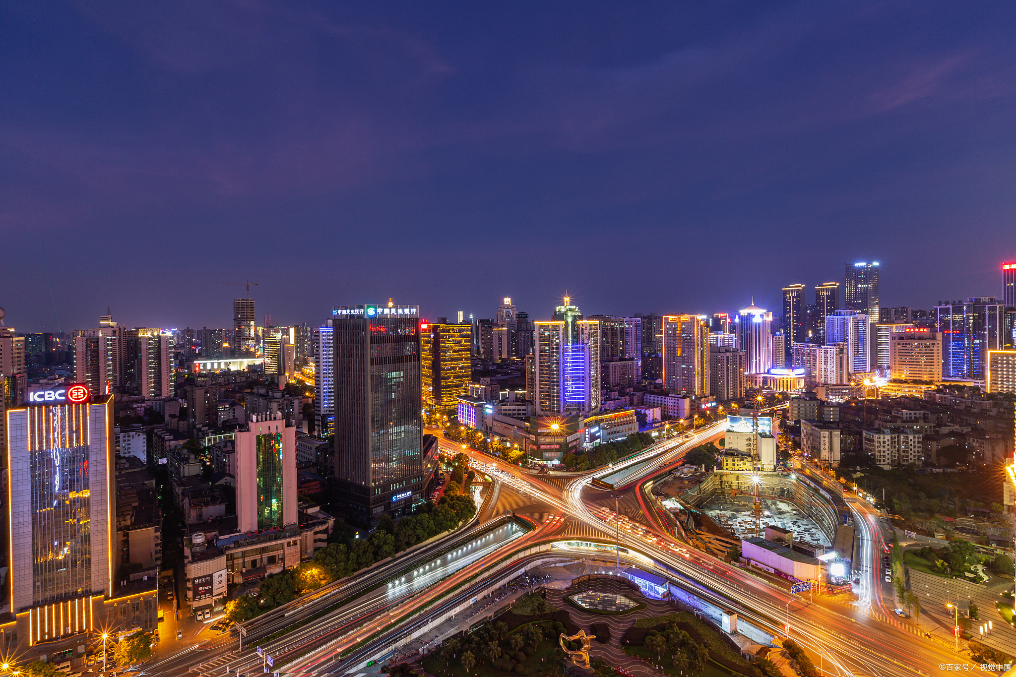长沙,这座美丽的城市,有着许多令人陶醉的夜景!