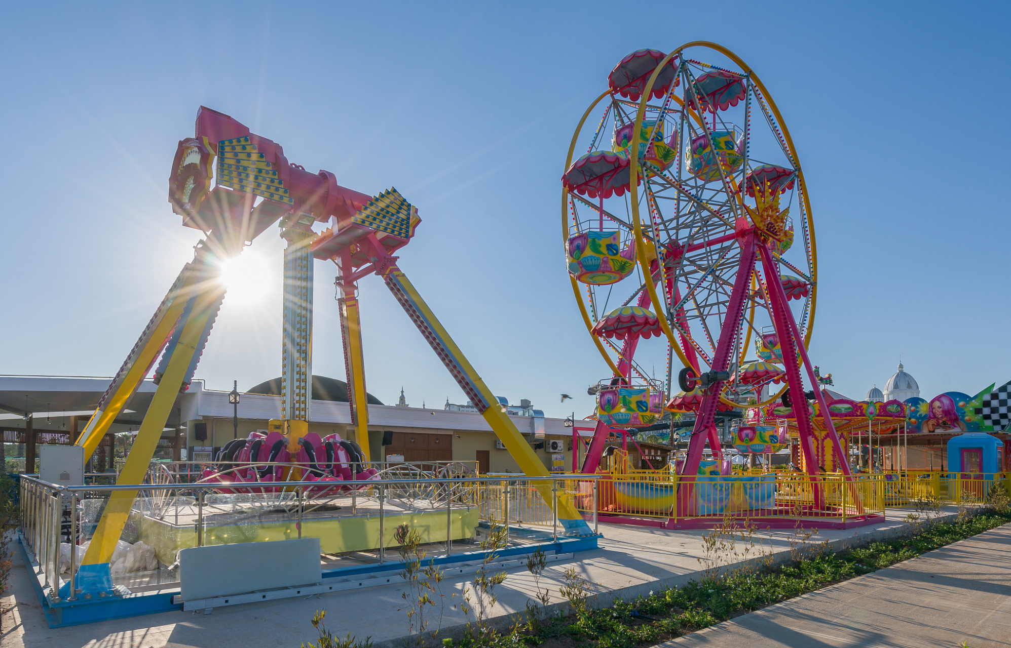 大同方特欢乐世界,是集游乐,演艺,餐饮,住宿于一体的大型主题公园