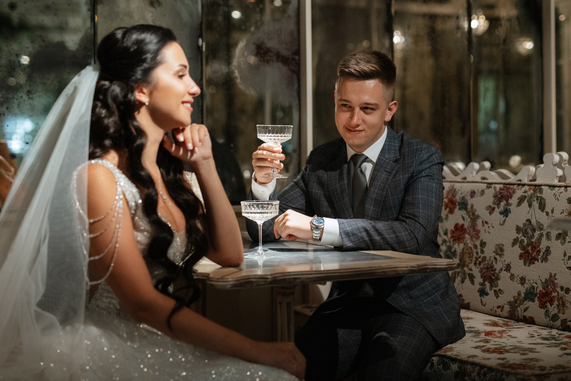 我叫吴蓉,今年27岁.