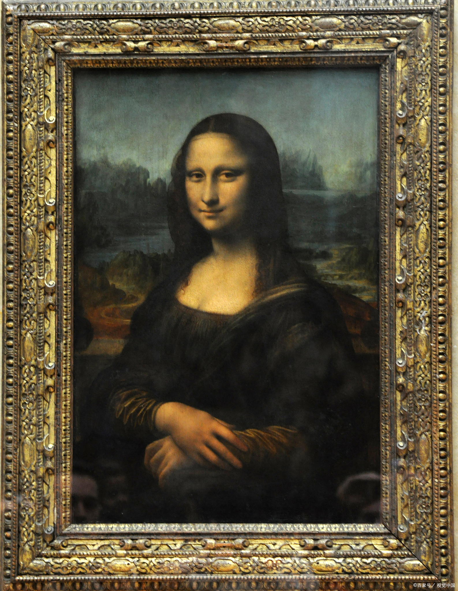 巴黎奥运开幕式上,蒙娜丽莎竟被小黄人"偷走"!