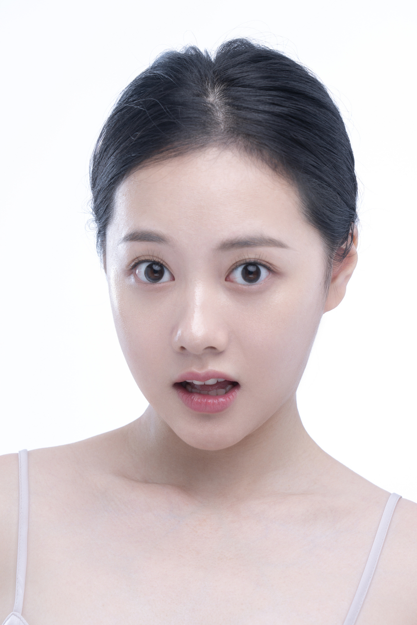 分辨率高达三百像素/英寸.