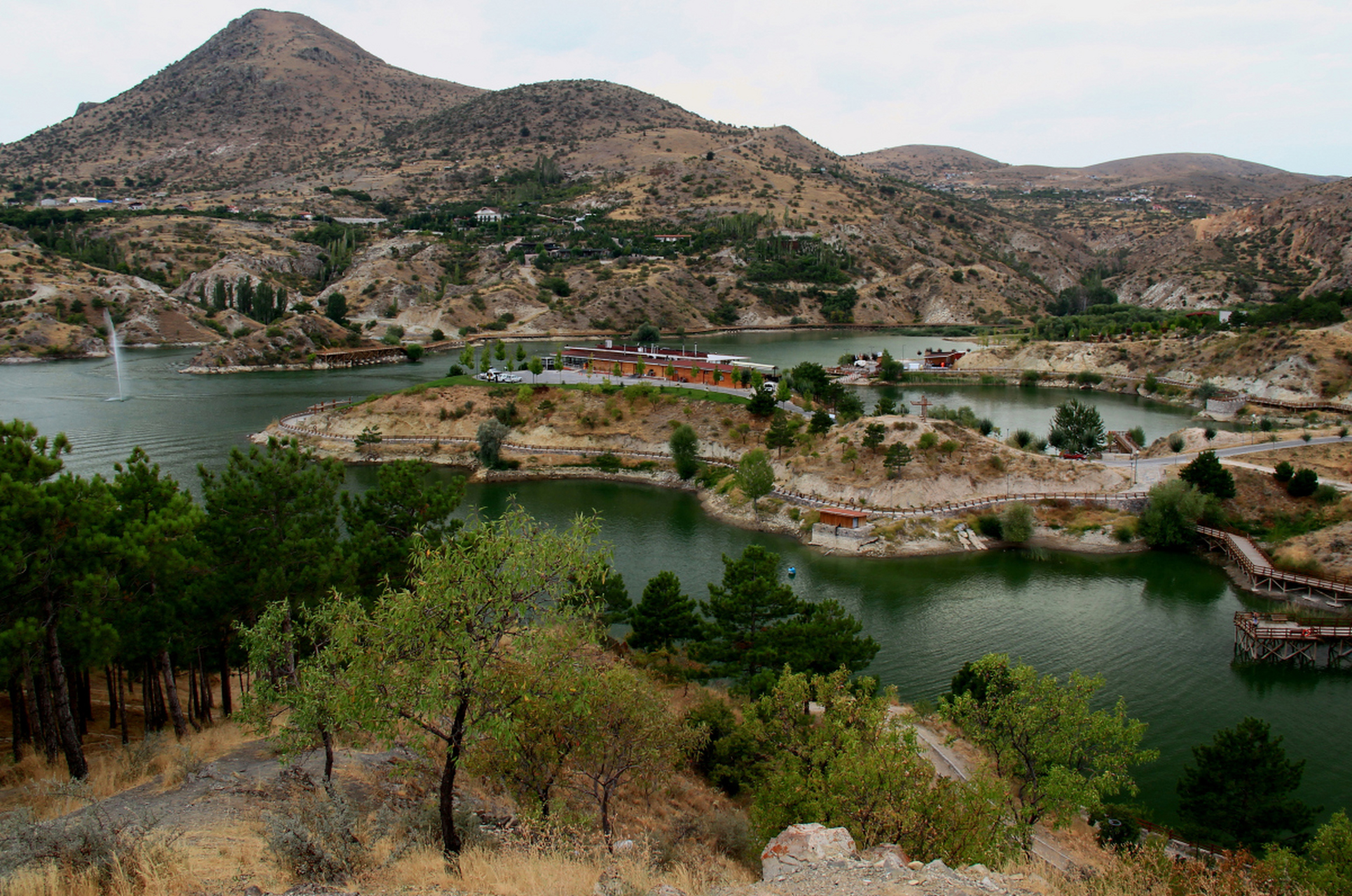 马家沟景区,四川眉山之瑰宝!溪水潺流,瀑布壮观💦更有峡谷幽深.