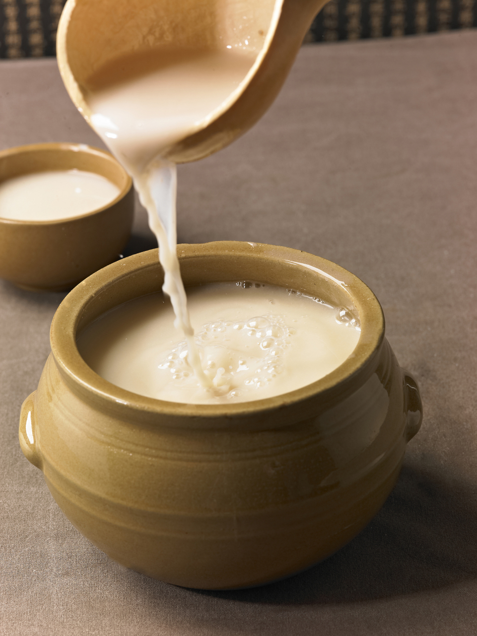 华羚牦牛奶粉# 在西藏的广袤高原上,生活着一群高洁,坚韧而又可爱的