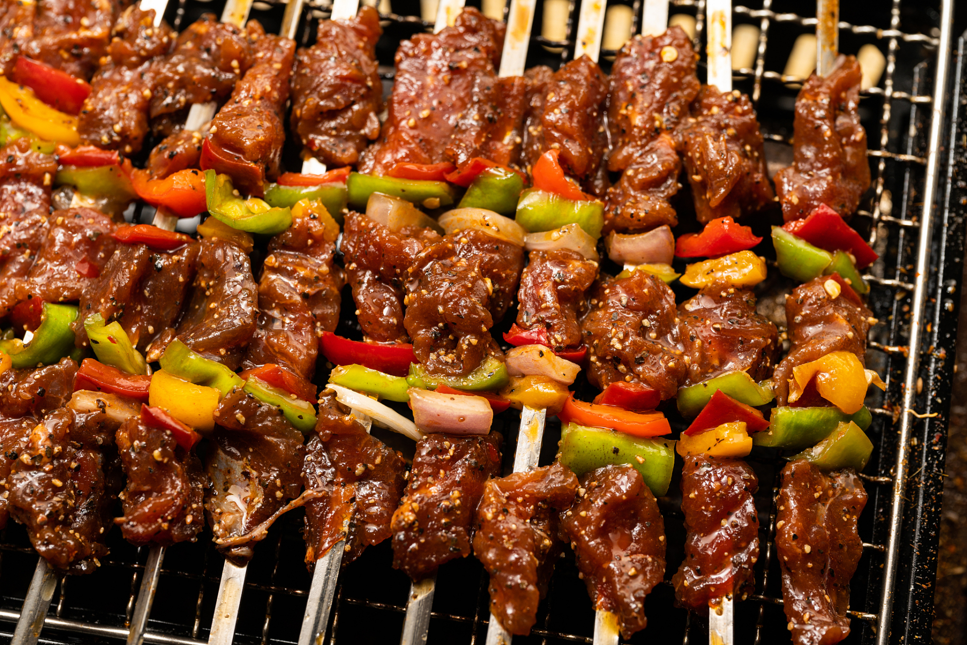 多款网红烧烤店招牌菜品,配方工艺精确到克,款款都是爆品  大家好