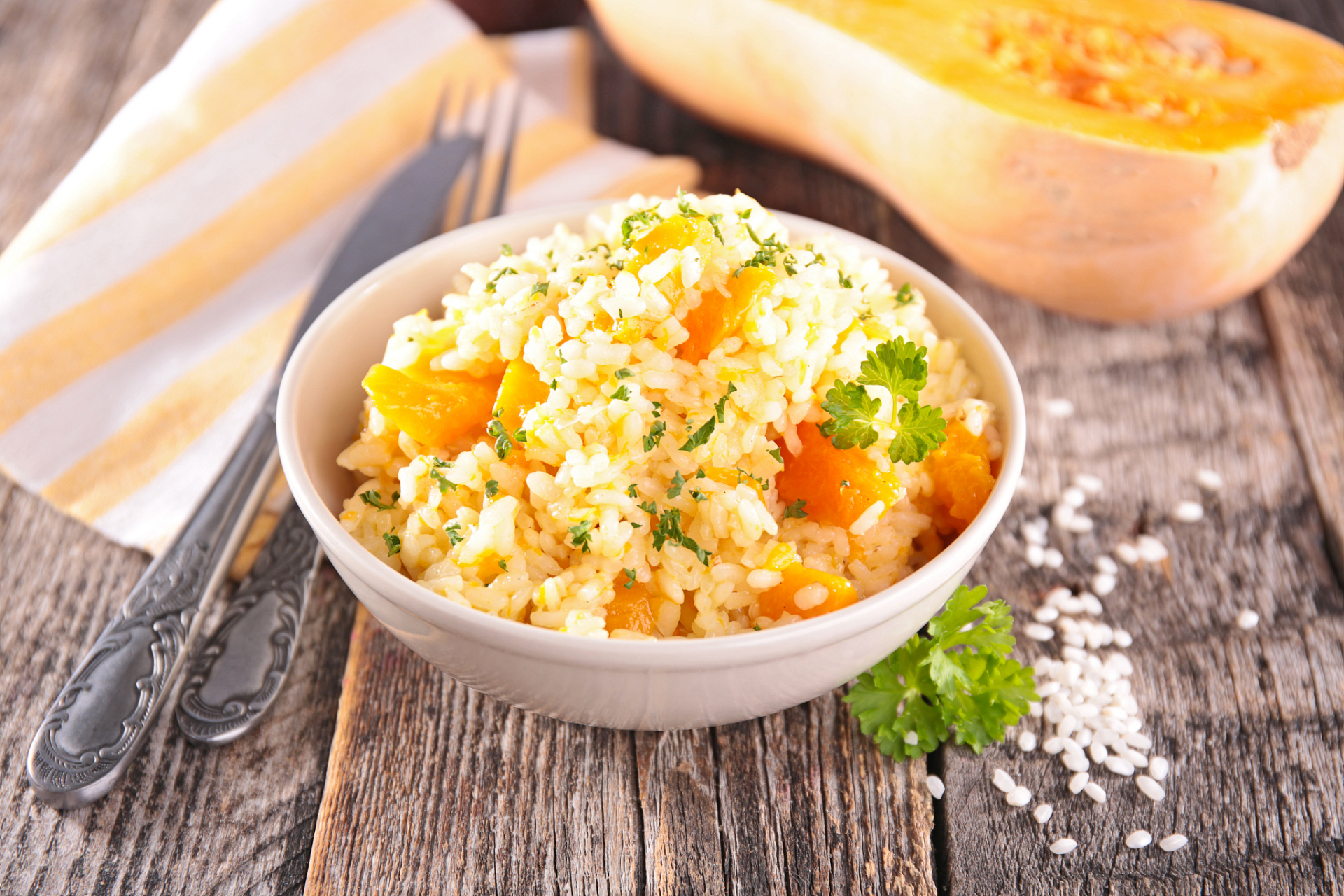 主食搭配的技巧  1, 粗细搭配, 粮豆混食.