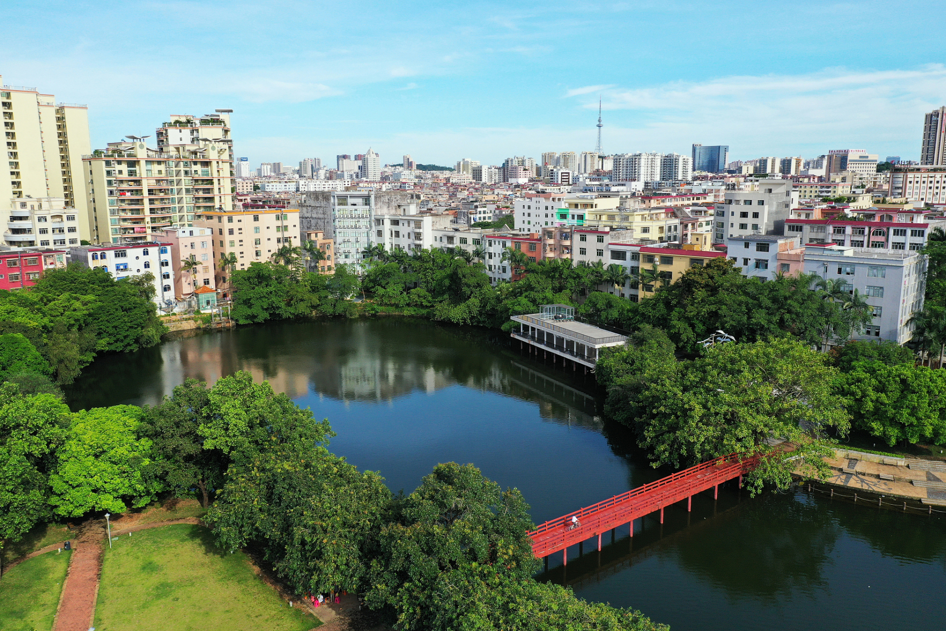 广东省江门市恩平市于11月04日19时24分发生了4.