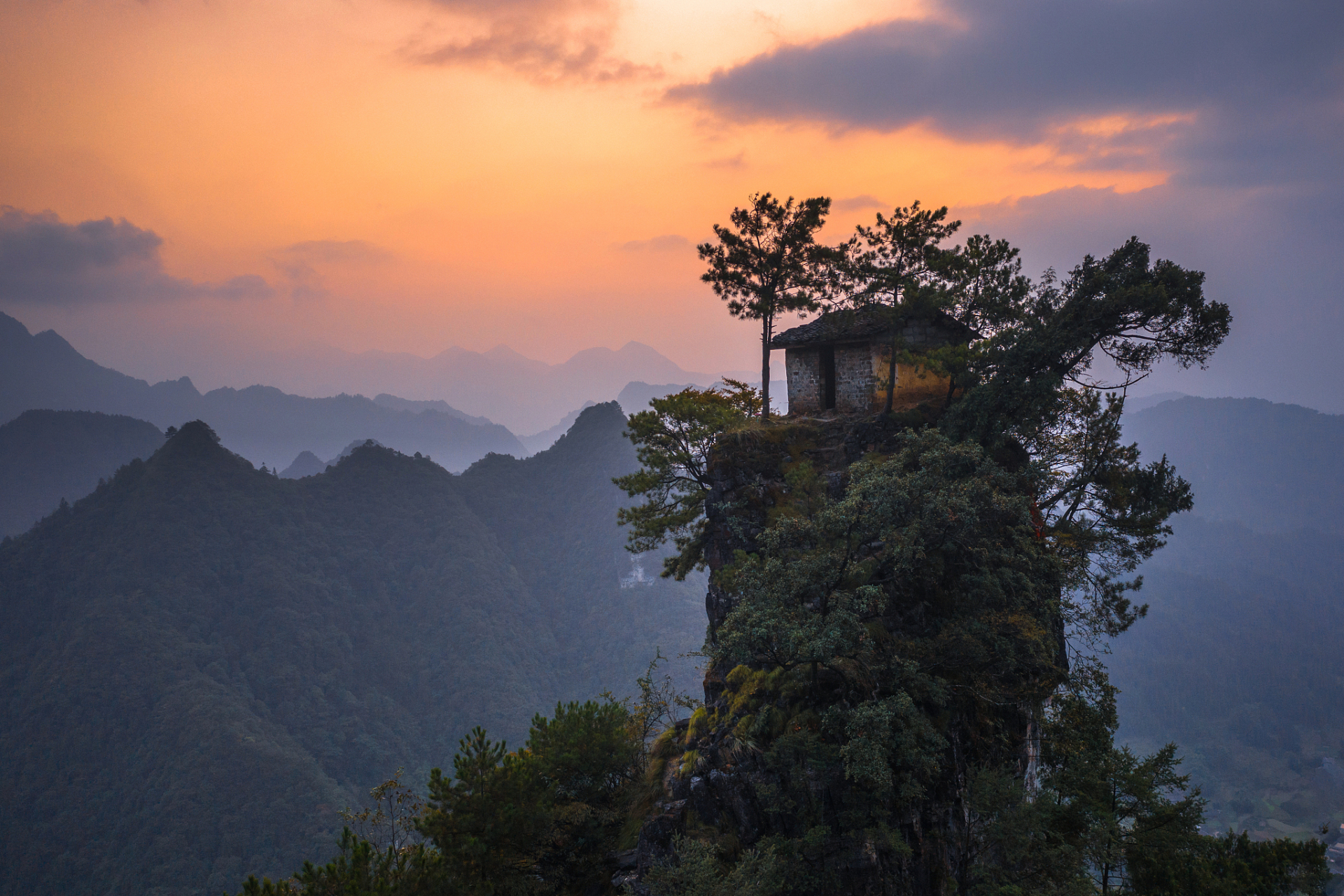 92 如果你的内心渴望这样的旅行,那么韶峰景区正等着你的到来.