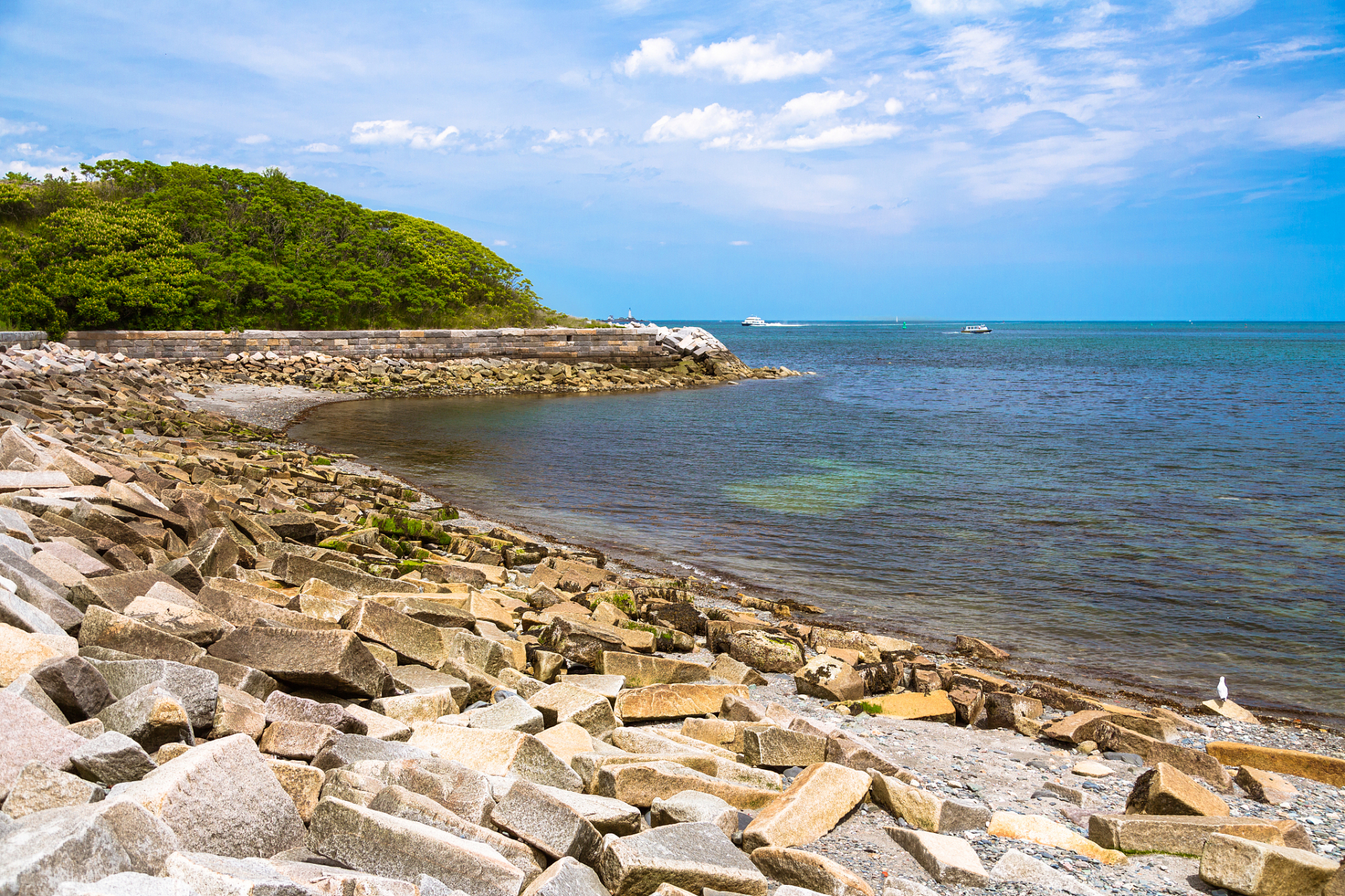 晚上,一定要在沙滩上观赏夕阳西下,这是淇澳岛最美的时刻.
