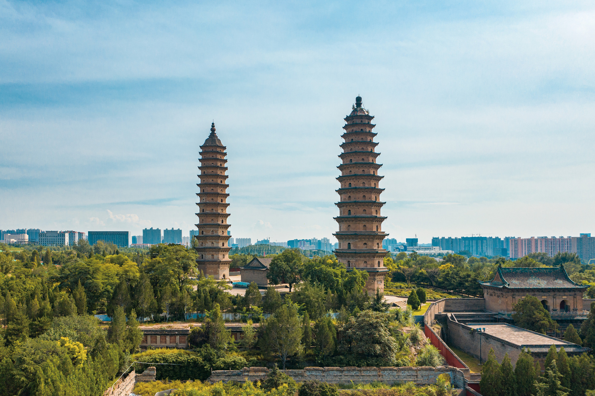 山西太原双塔寺简介图片