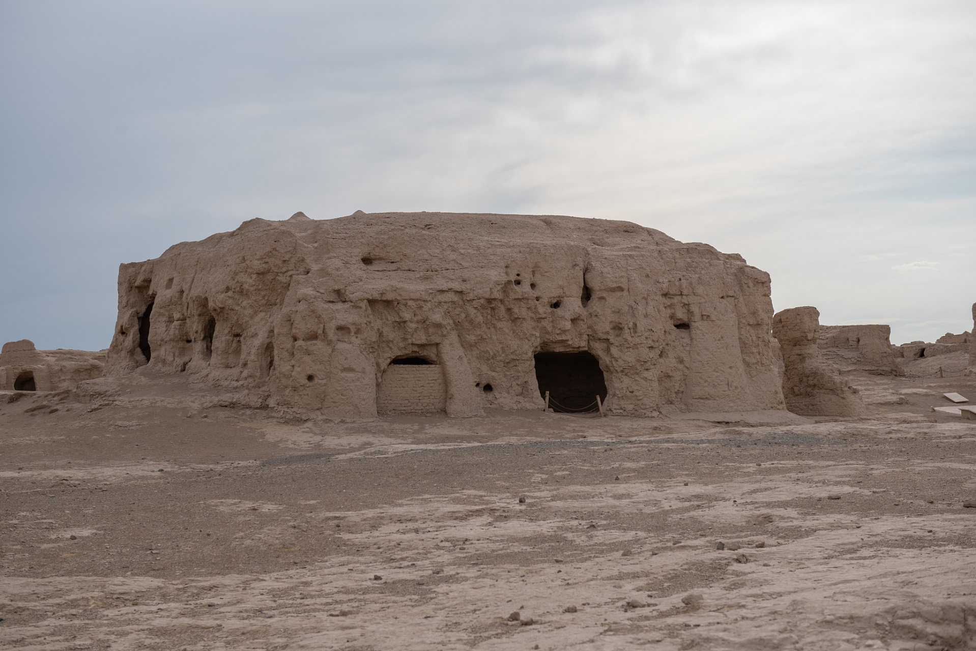 嬉行记# 敦煌悬泉置遗址,是古老且神秘的地方,以其历史悠久而闻名于