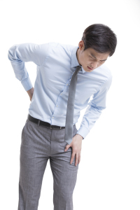 "闪腰岔气"该咋办?