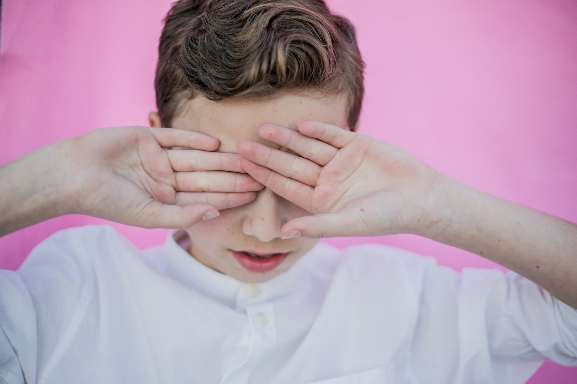 [原文:闭上眼,按压为什么感受到.