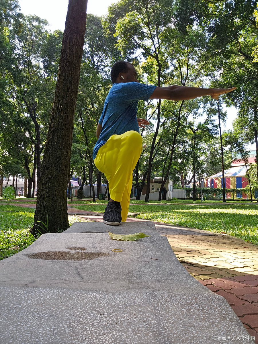 我是57岁那年查出来高血糖的,不过没到糖尿病,医生