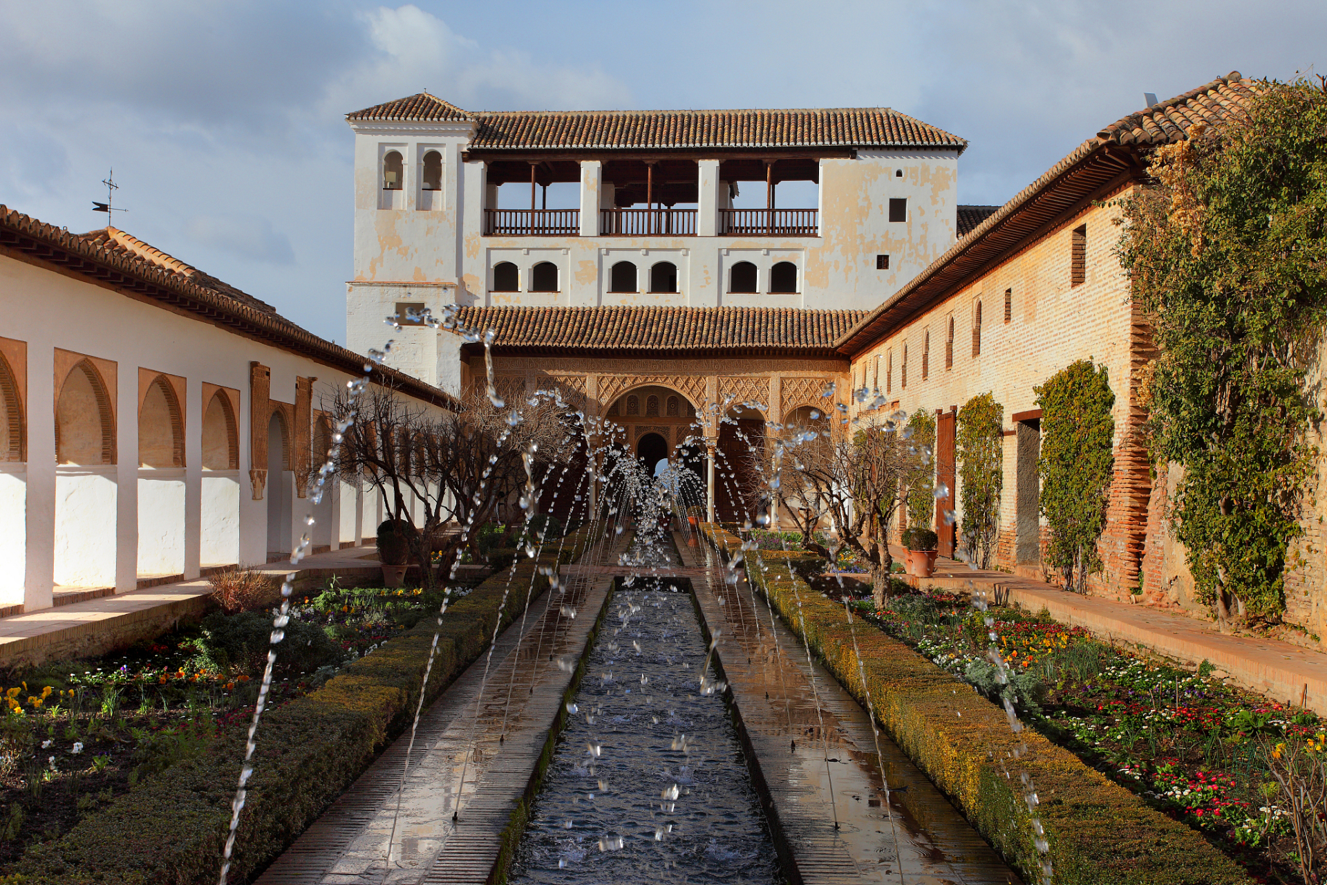格拉纳达大学:承载千年历史,深耘学术之巅.
