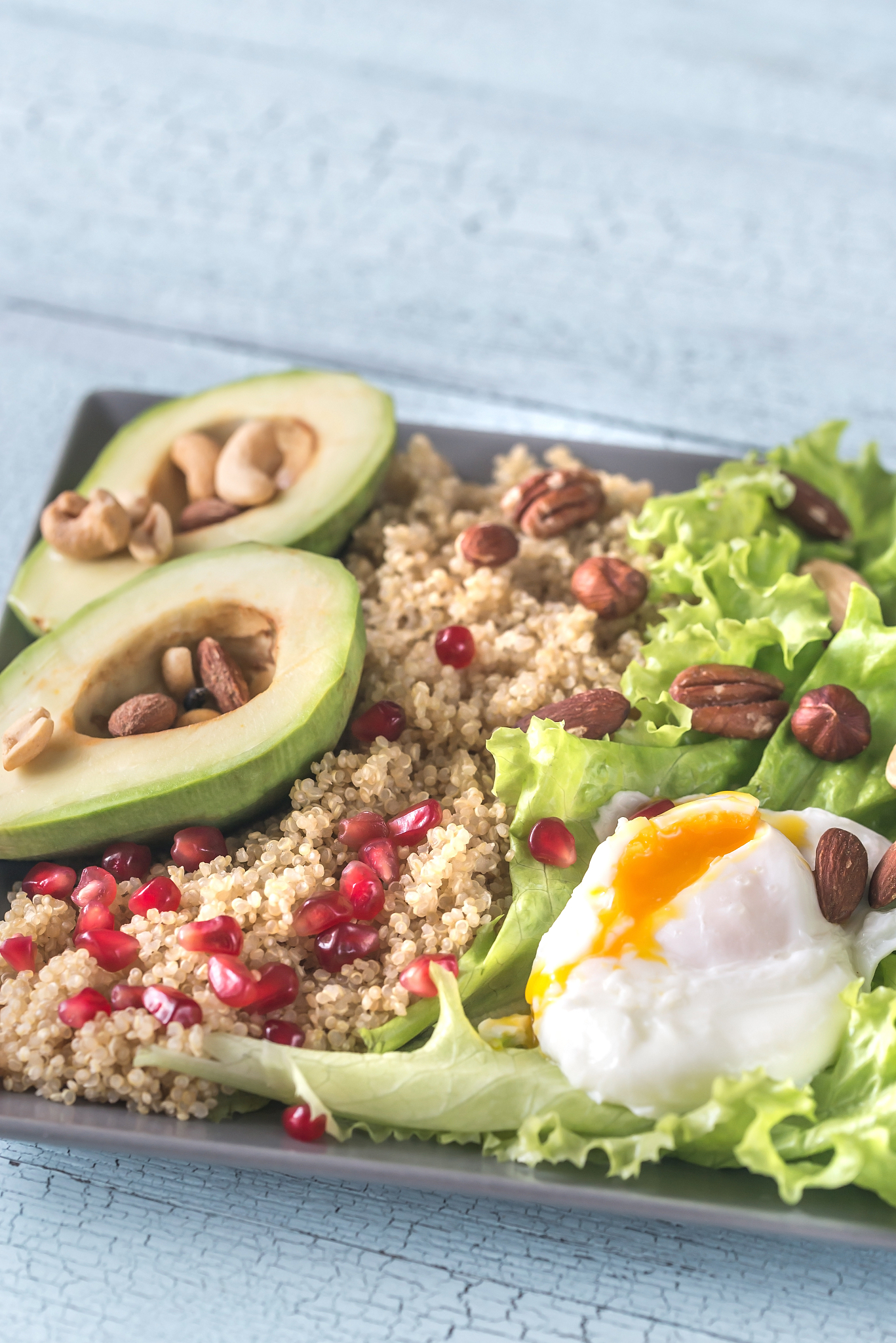 现在她的零食袋里再也找不到这种油炸面筋了