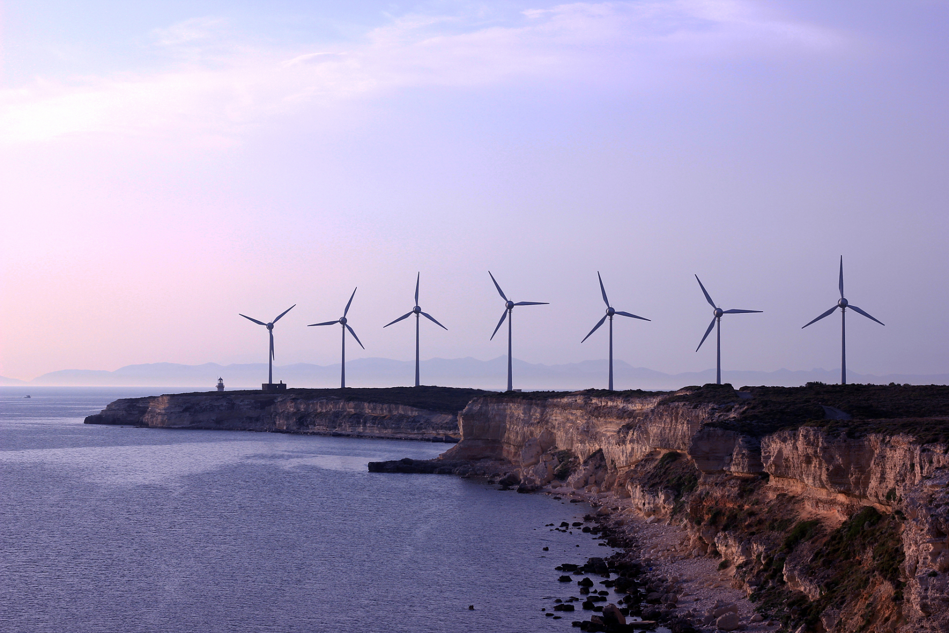 泉州风车岛,位于福建泉州市,是一片美丽的海岛风景区.