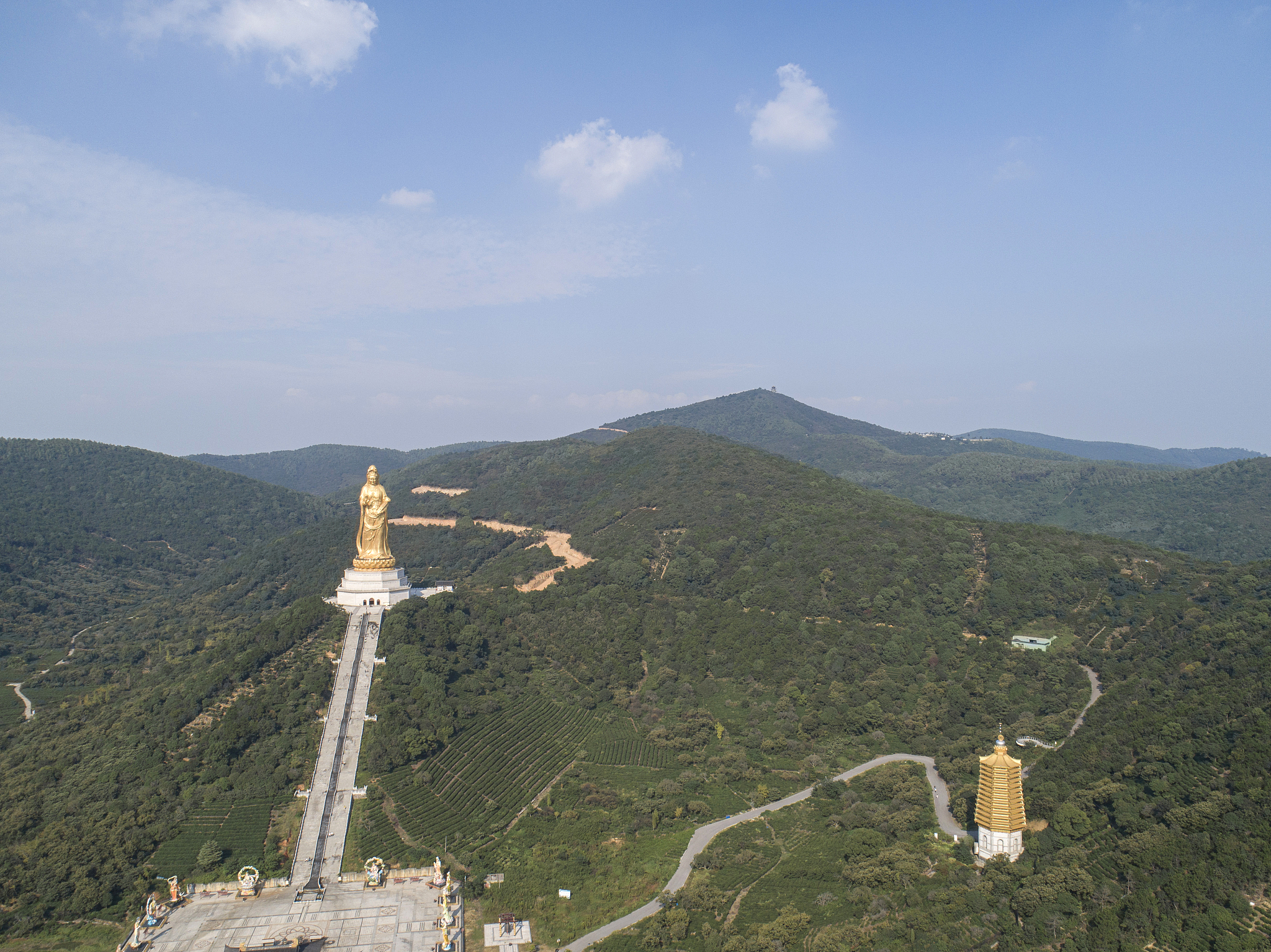 莲花山山海连城图片