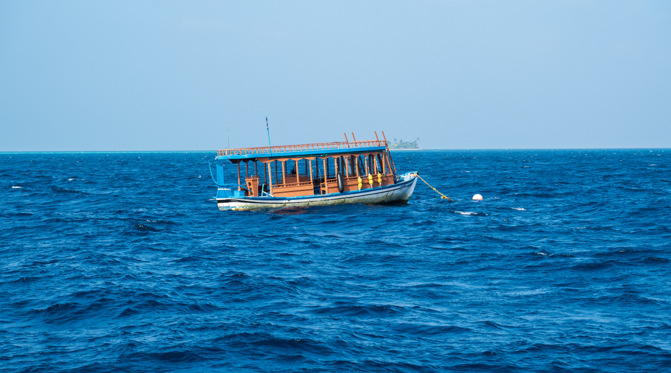 广东航行硇洲,追逐高级感的终点93  硇洲灯塔,位于硇洲岛上,是中国