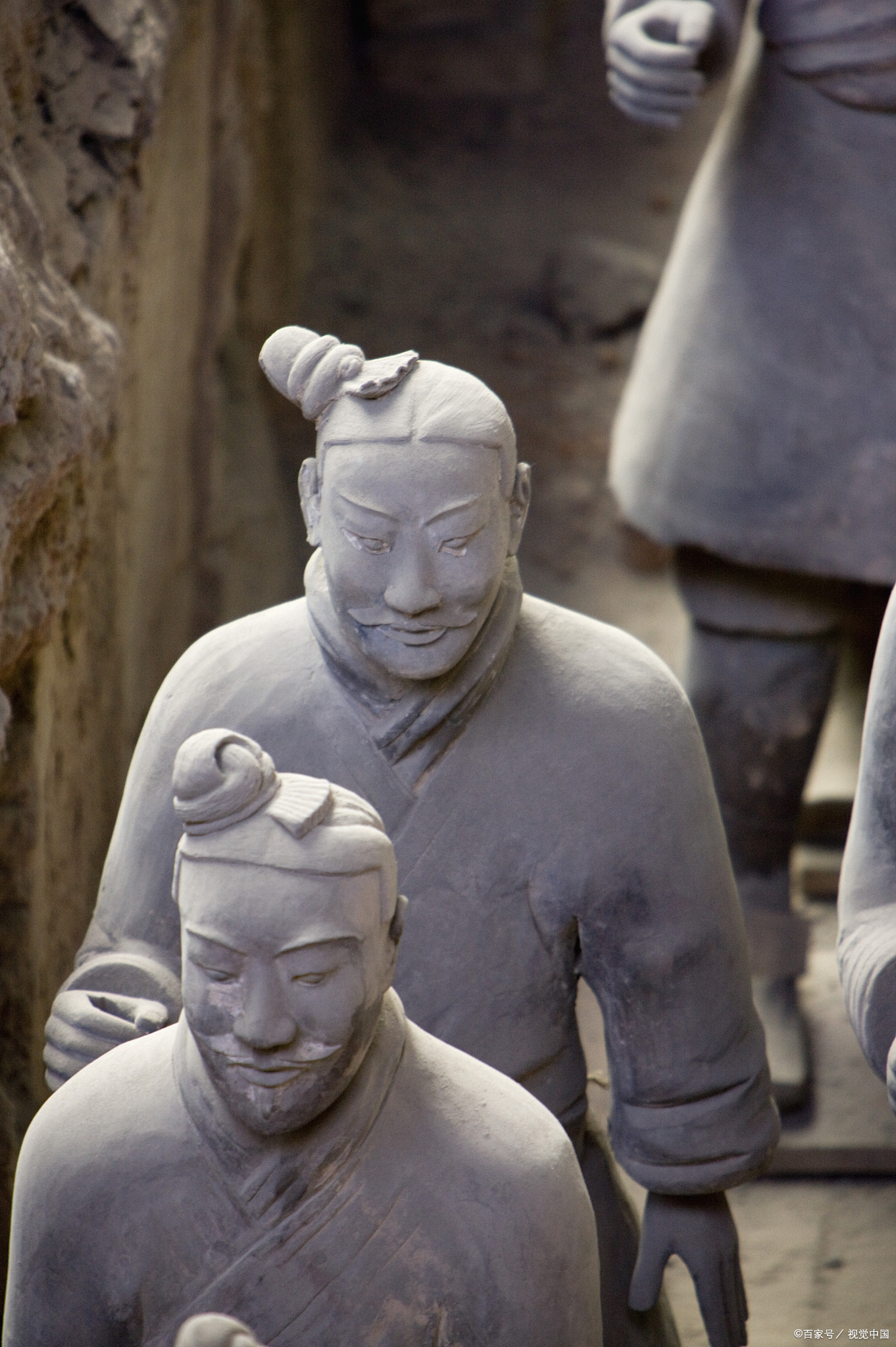 今天为我们山西的朋友们奉送一个陕西景点"兵马俑"的旅游攻略