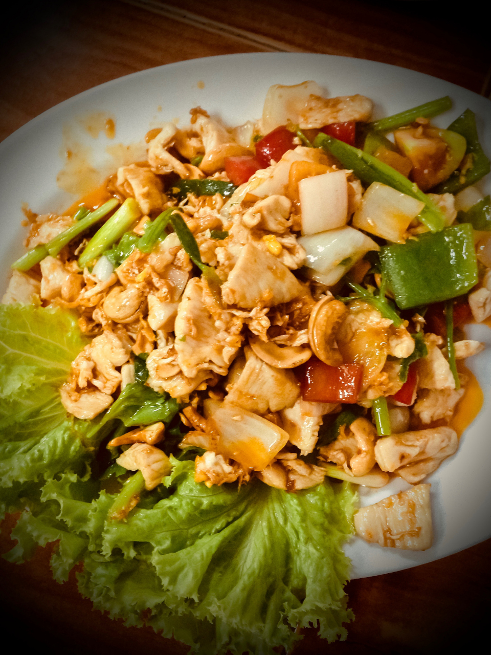 花菜炒肉片:特色菜肴.