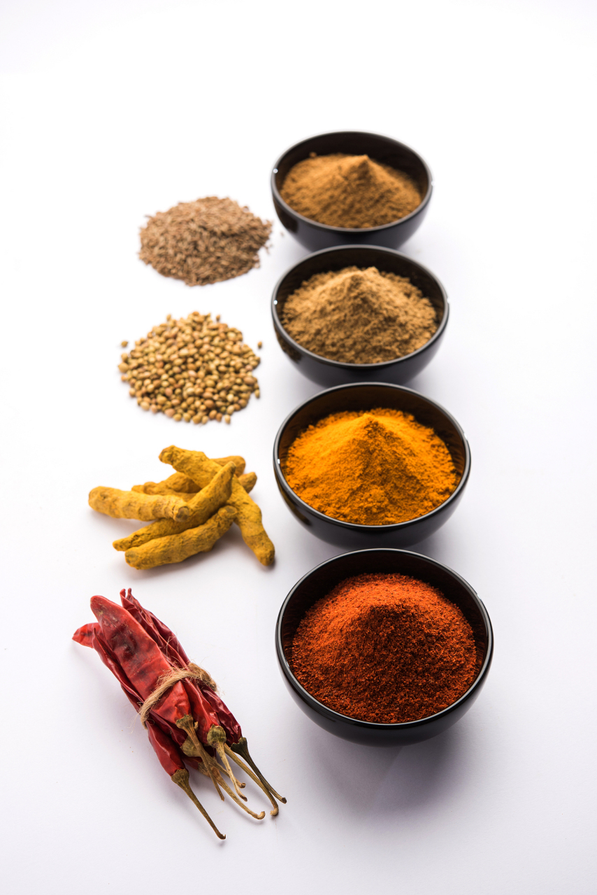 酒料的制作与调配方法# 秋冬养生秘诀:自制养生酒,健康又美味!