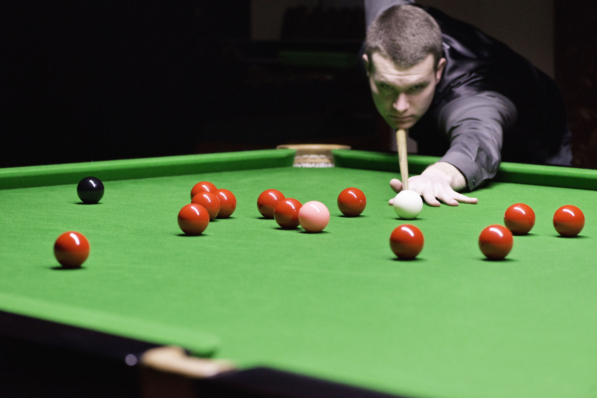 热点引擎计划# #2024斯诺克上海大师赛#,这场举世瞩目的斯诺克盛宴