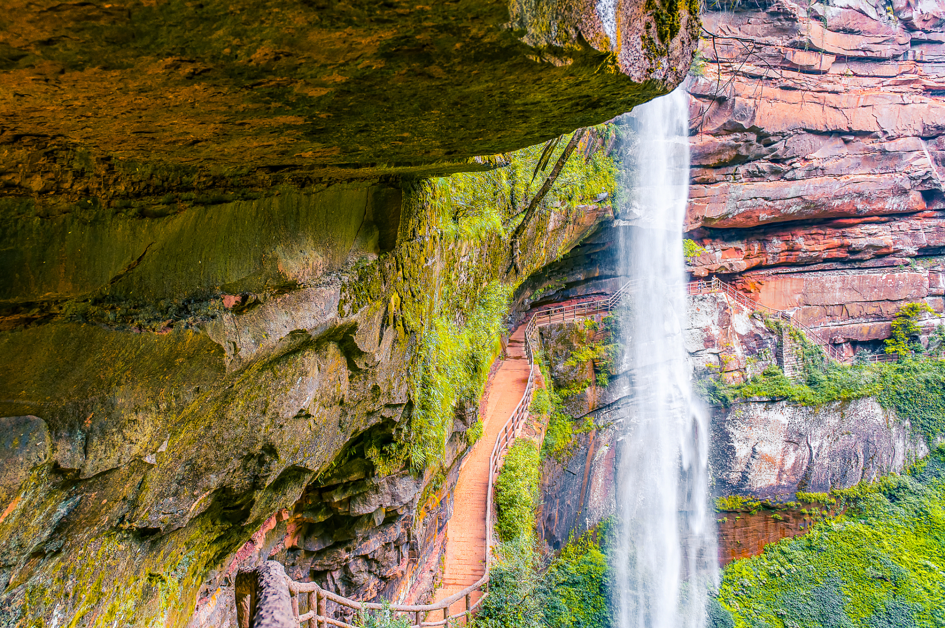 重庆泰裤辣# 重庆四面山国家级风景名胜区位于中国重庆市南川区,擞行