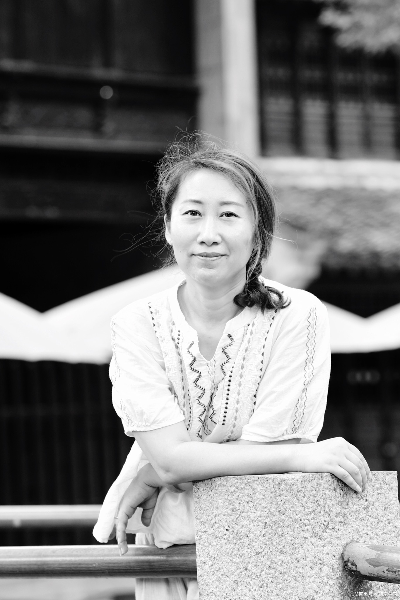 赵本山前妻葛淑珍:从被抛弃到年入百万,她的人生如何逆袭成传奇