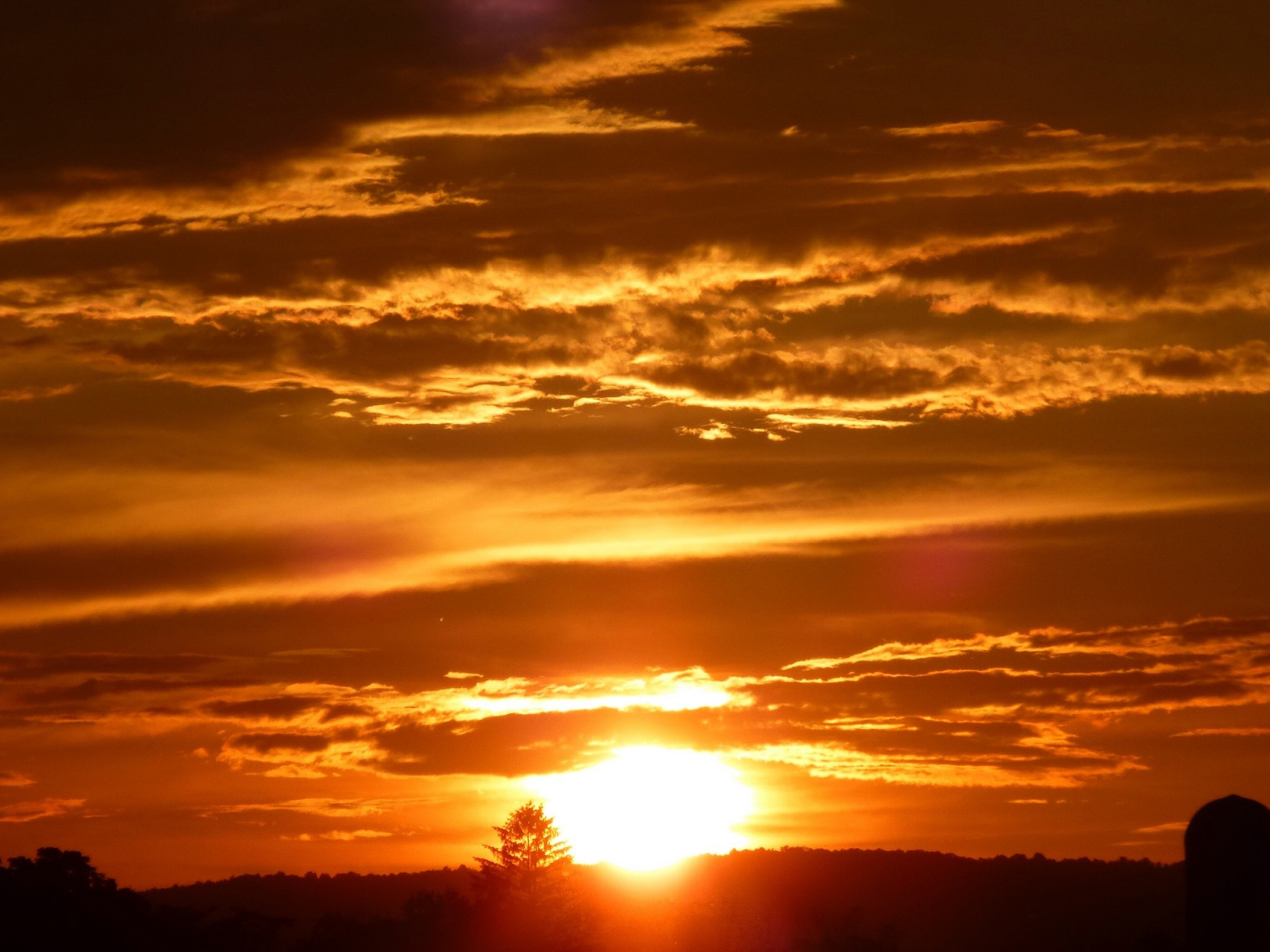 日落和晚霞93 "落日归山海,山海归深意 --网络热评" "夕照红于烧