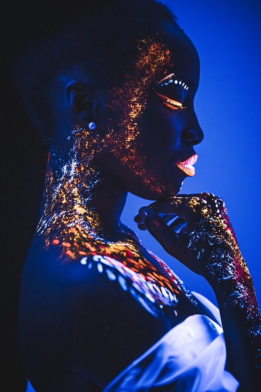 抽象摄影,如何在颜色上提升照片的视觉审美?