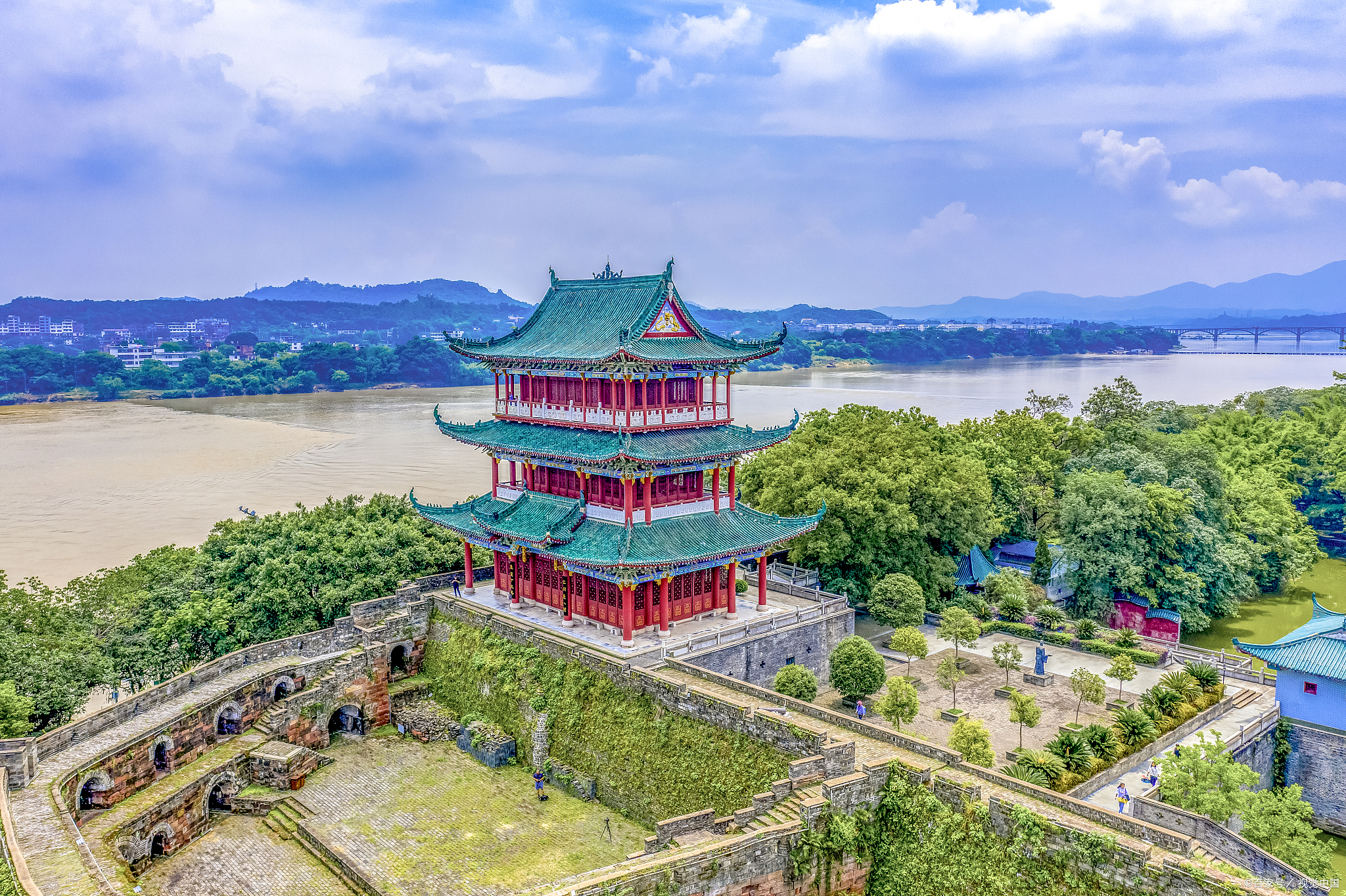 最新2021年江西省各城市人口排名赣州领跑