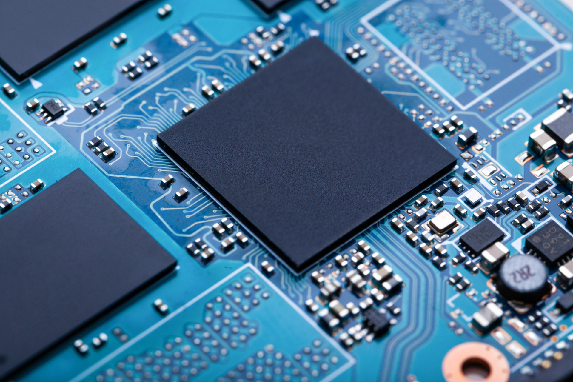 突破5nm芯片,中国芯加速崛起  真是太好了,继光刻机还有光源系统取得