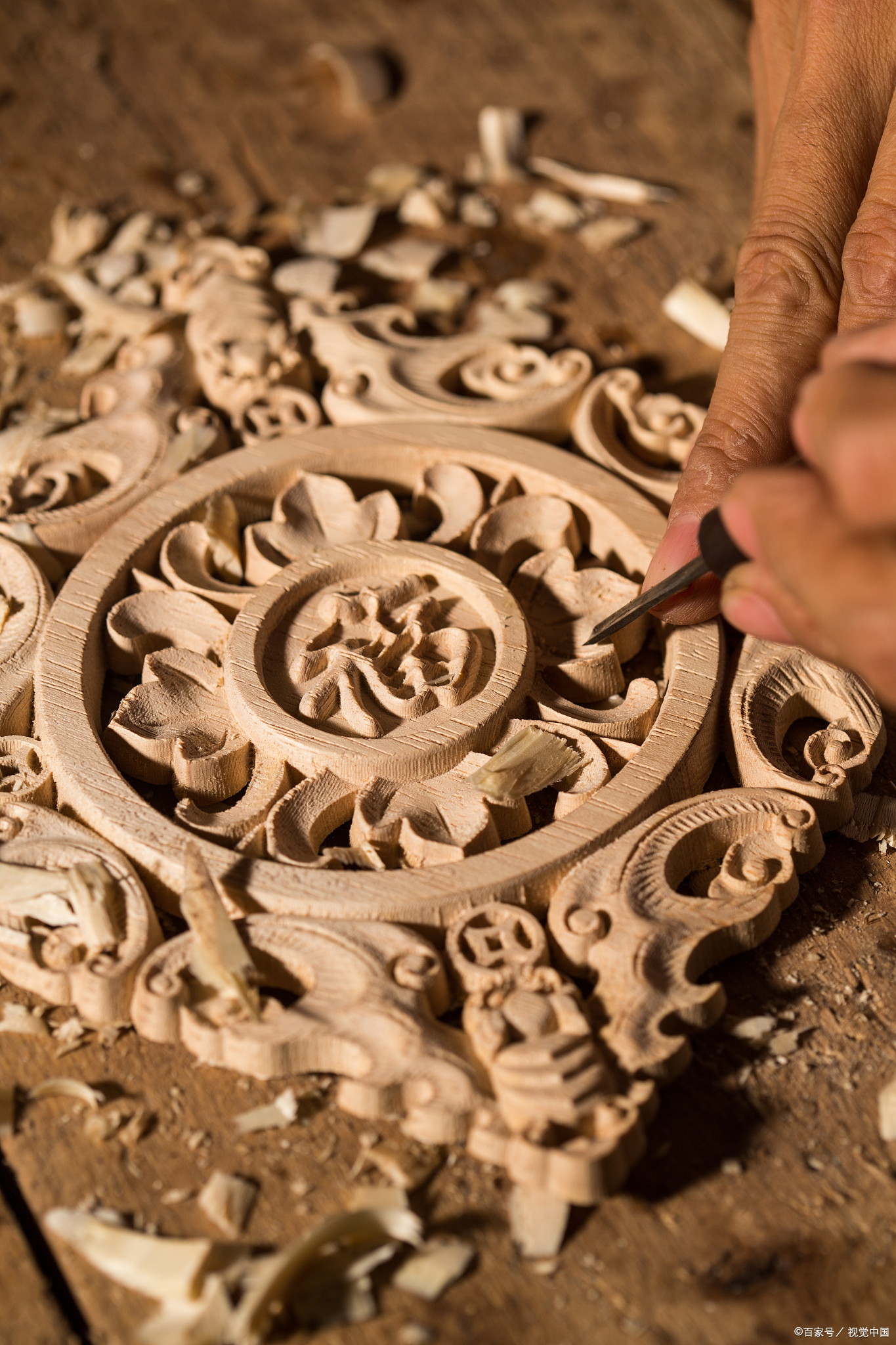 入门木雕工艺,让木头焕发灵魂 木料选择:根据雕刻类型挑选木料,软木如