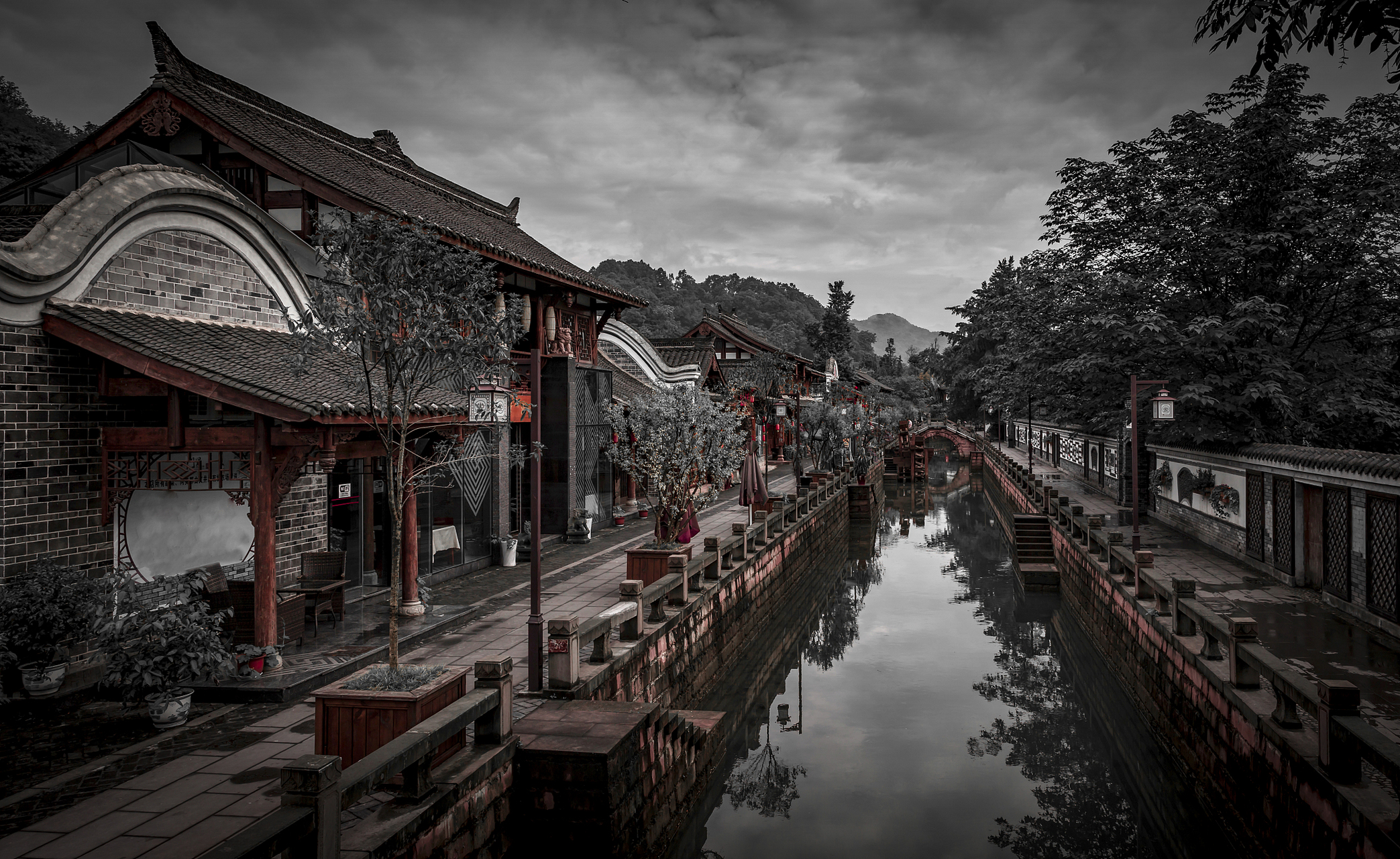 阆中古城,位于四川省南充市阆中市,阆中古城景区总面积4.