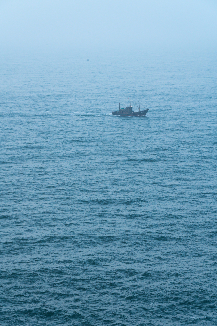 这一名句出自清代黄遵宪的《海上杂感》,说的是诗人长期流浪海外,到
