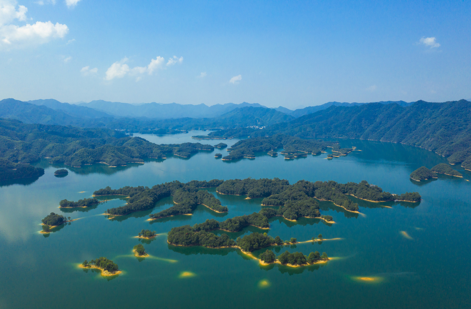 【庐山西海武宁行:湖光山色绘仙境,溶洞奇观探秘源90159893