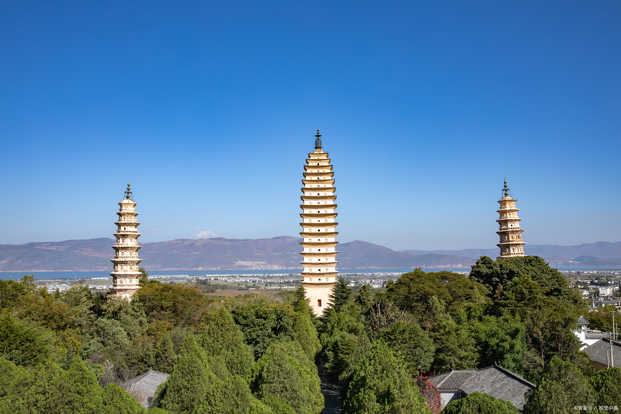 #巍山彝族回族自治县# ,位于云南省大理白族自治