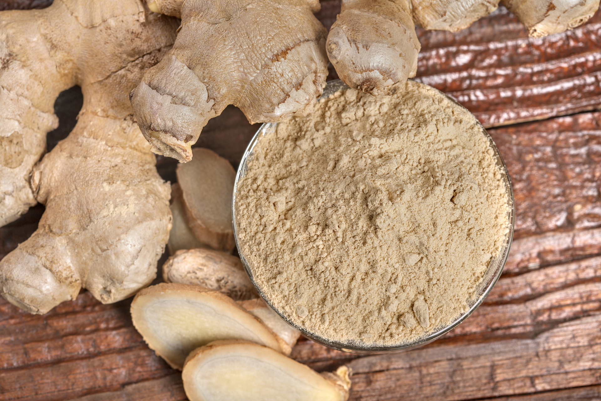 中药天花粉:清热生津,润肺化痰【仅供参考】  性味:甘,微苦,微寒.