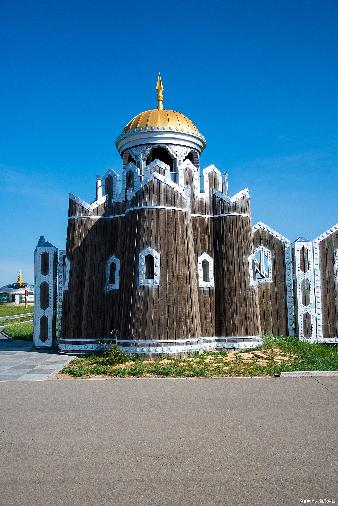哇塞!免签畅游中国神秘邻国,35元大巴直达,美女成群,处处皆景