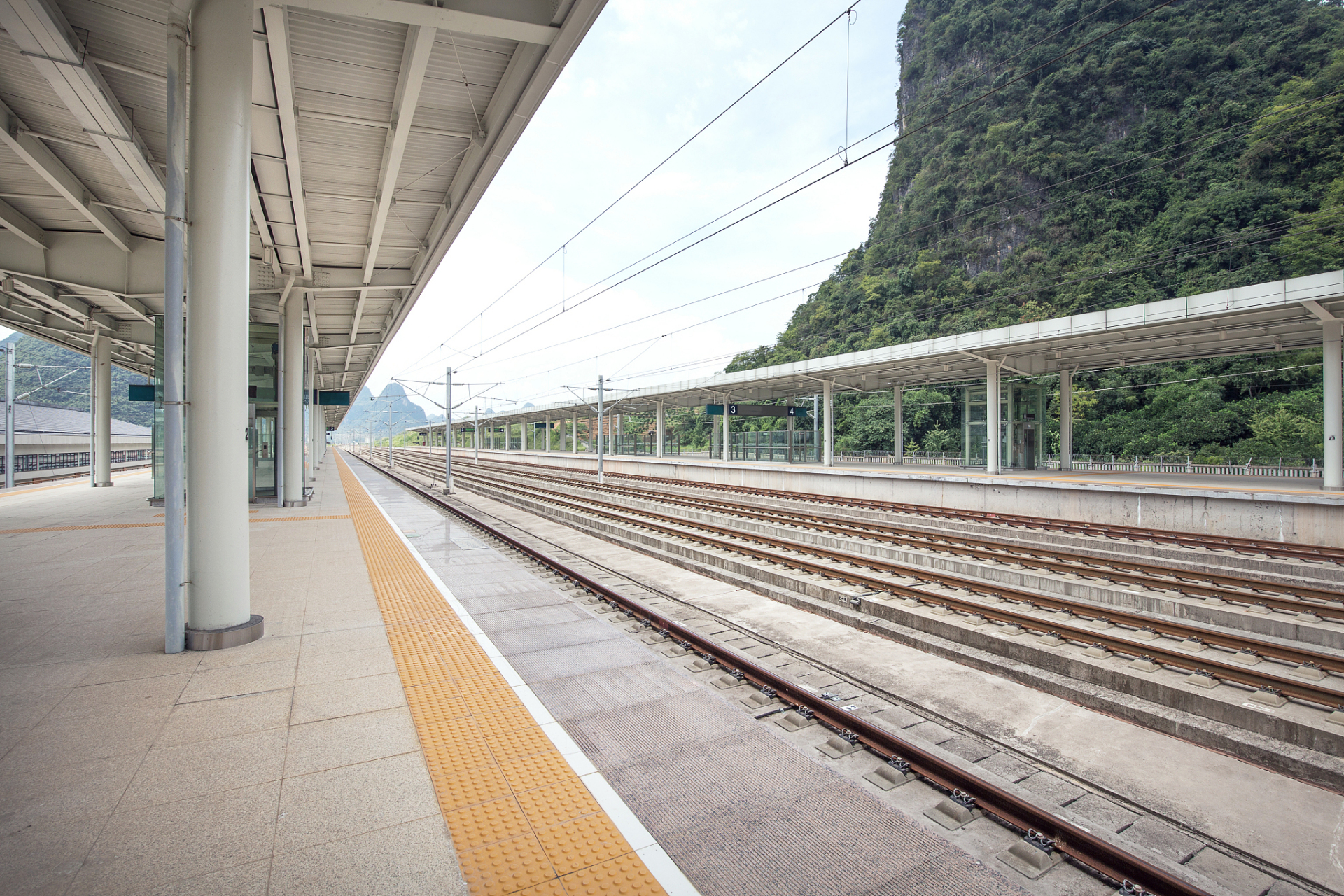 贺州站:湘粤桂重要铁路车站!