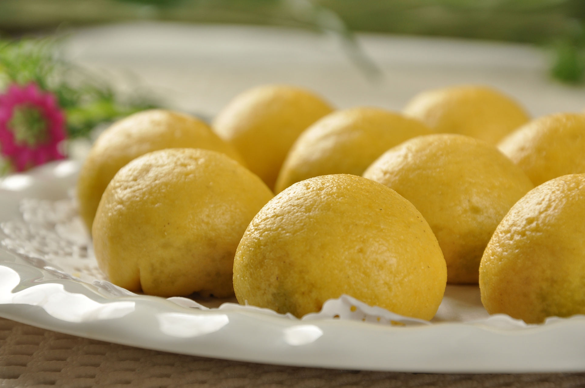 大家好,欢迎来到农村美食课堂,你想不想尝试一下制作香甜可口的玉米窝