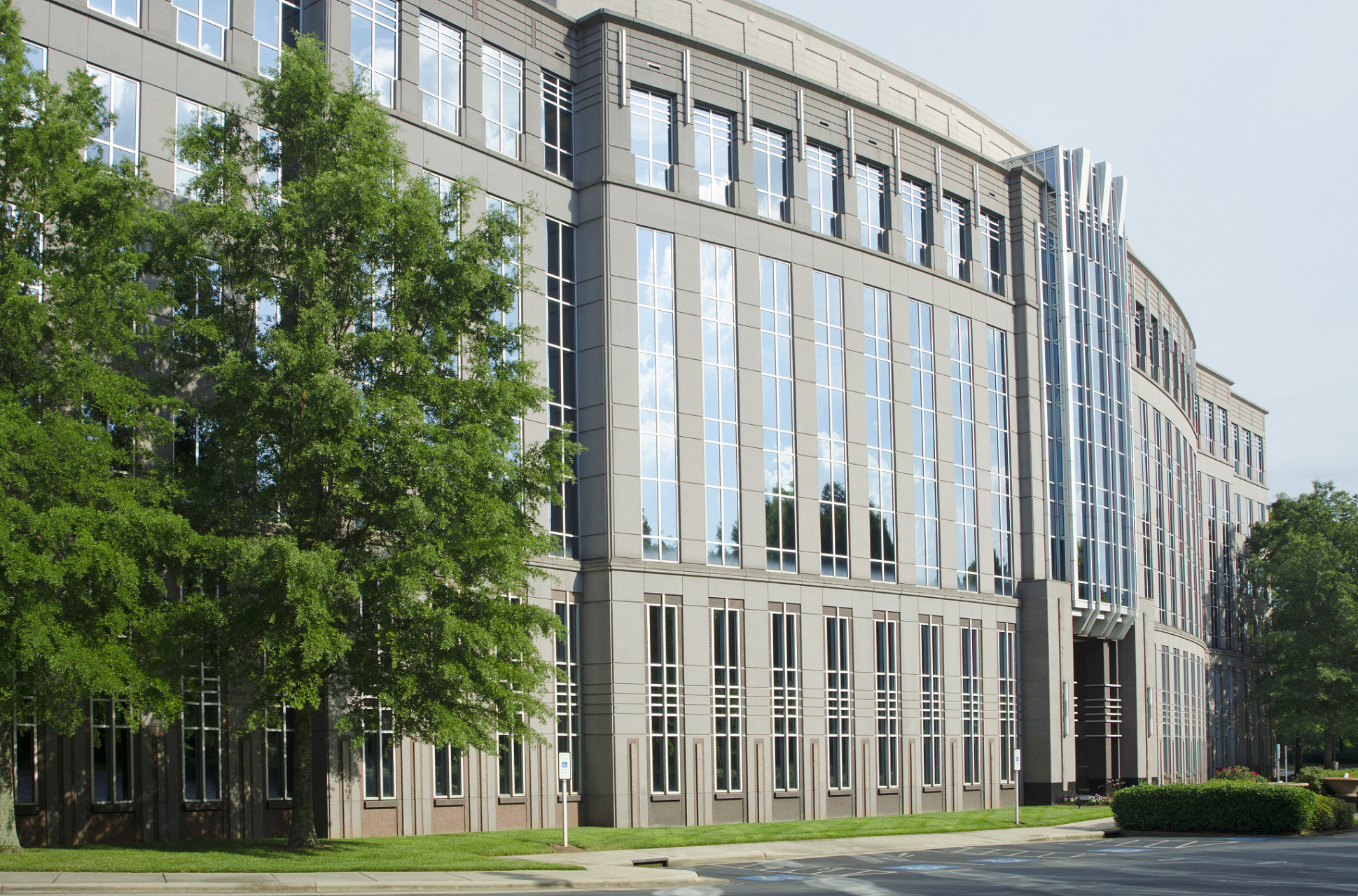 西交大医学部和吉大白求恩医学部如何?