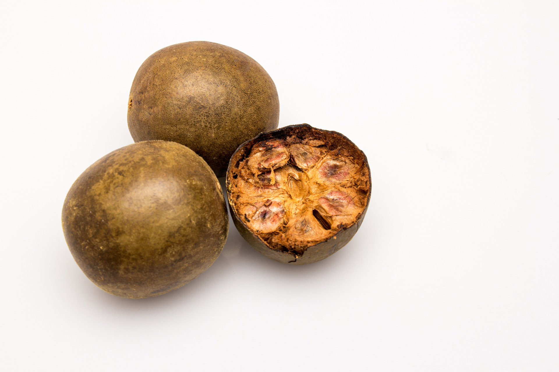 罗汉果泡水喝的3大功效与作用,罗汉果泡水喝的正确方法有哪些 罗汉果