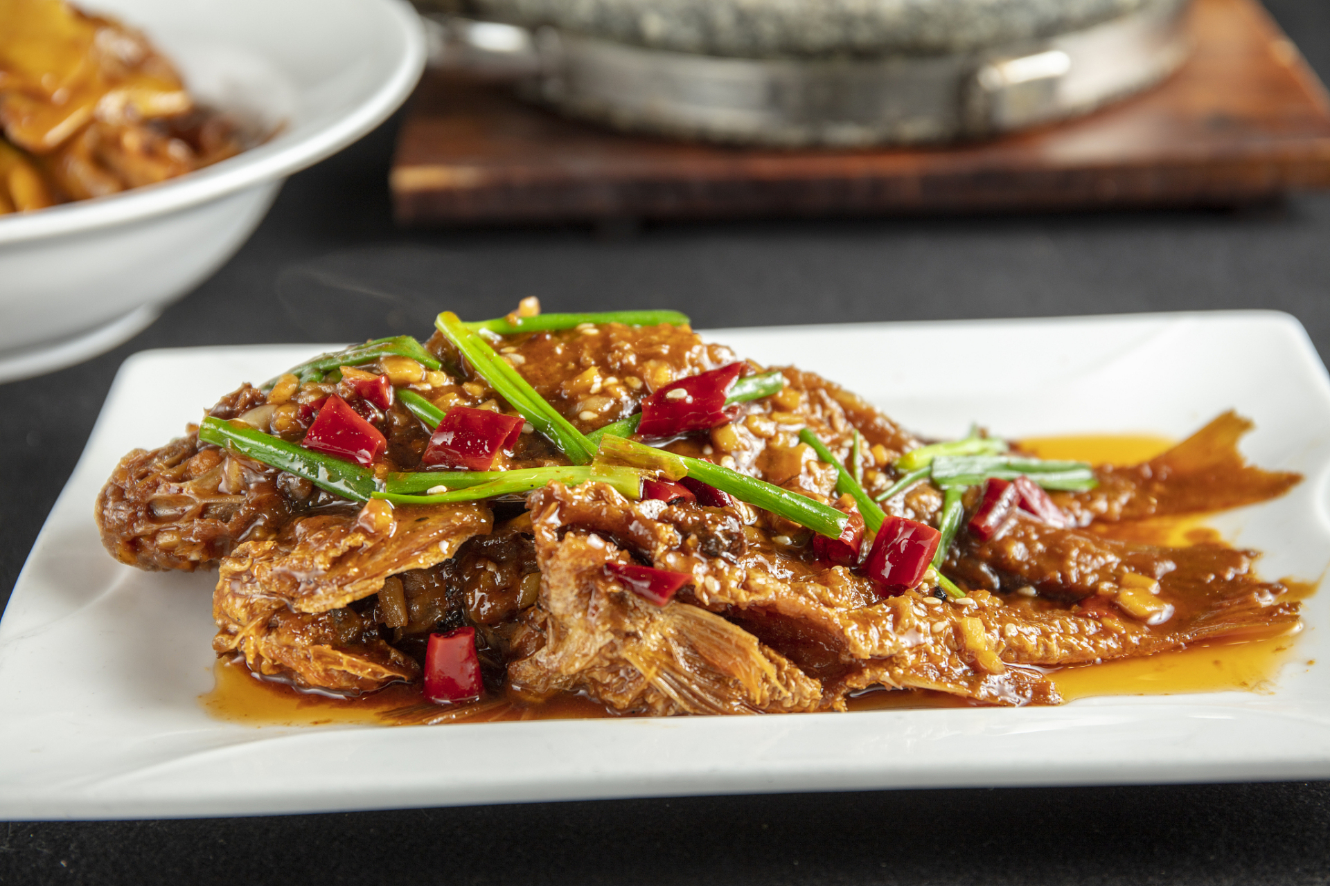 红烧鱼,家常美味,营养满分!简单几步,孩子们抢着吃.