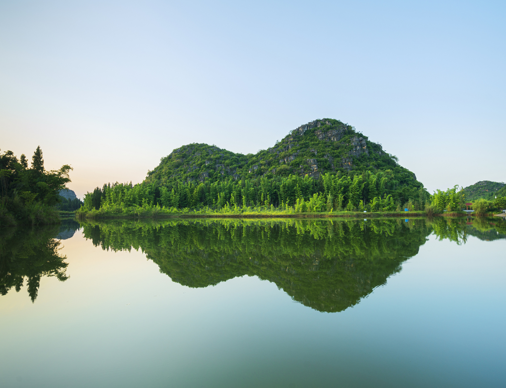 广东肇庆星湖风景名胜区,一个集自然风光与历史文化于一体的旅游胜地