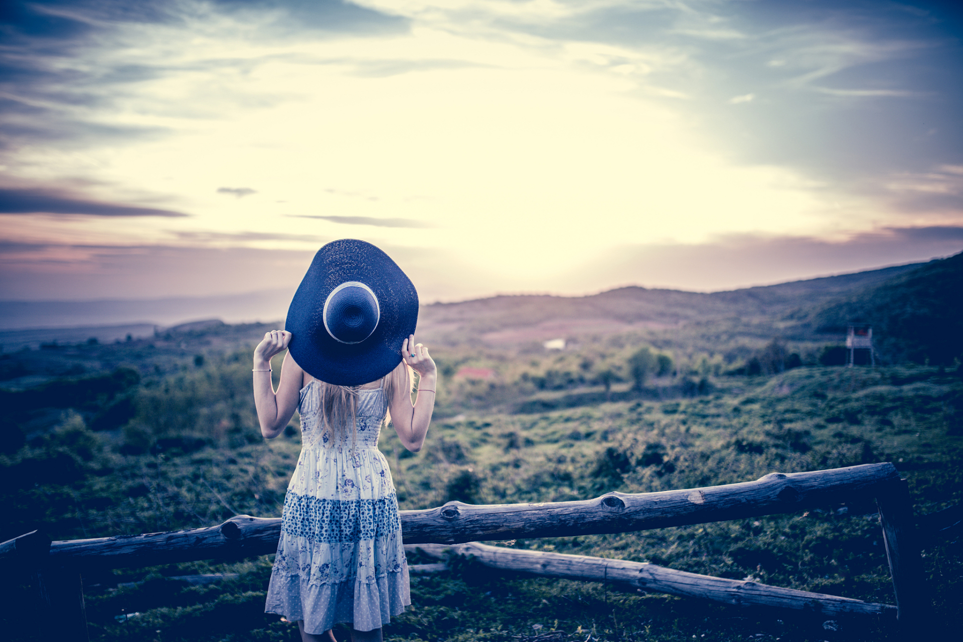 聆听世界的声音# 声音是一种神奇的力量,它温暖心灵,唤醒沉睡的听觉.