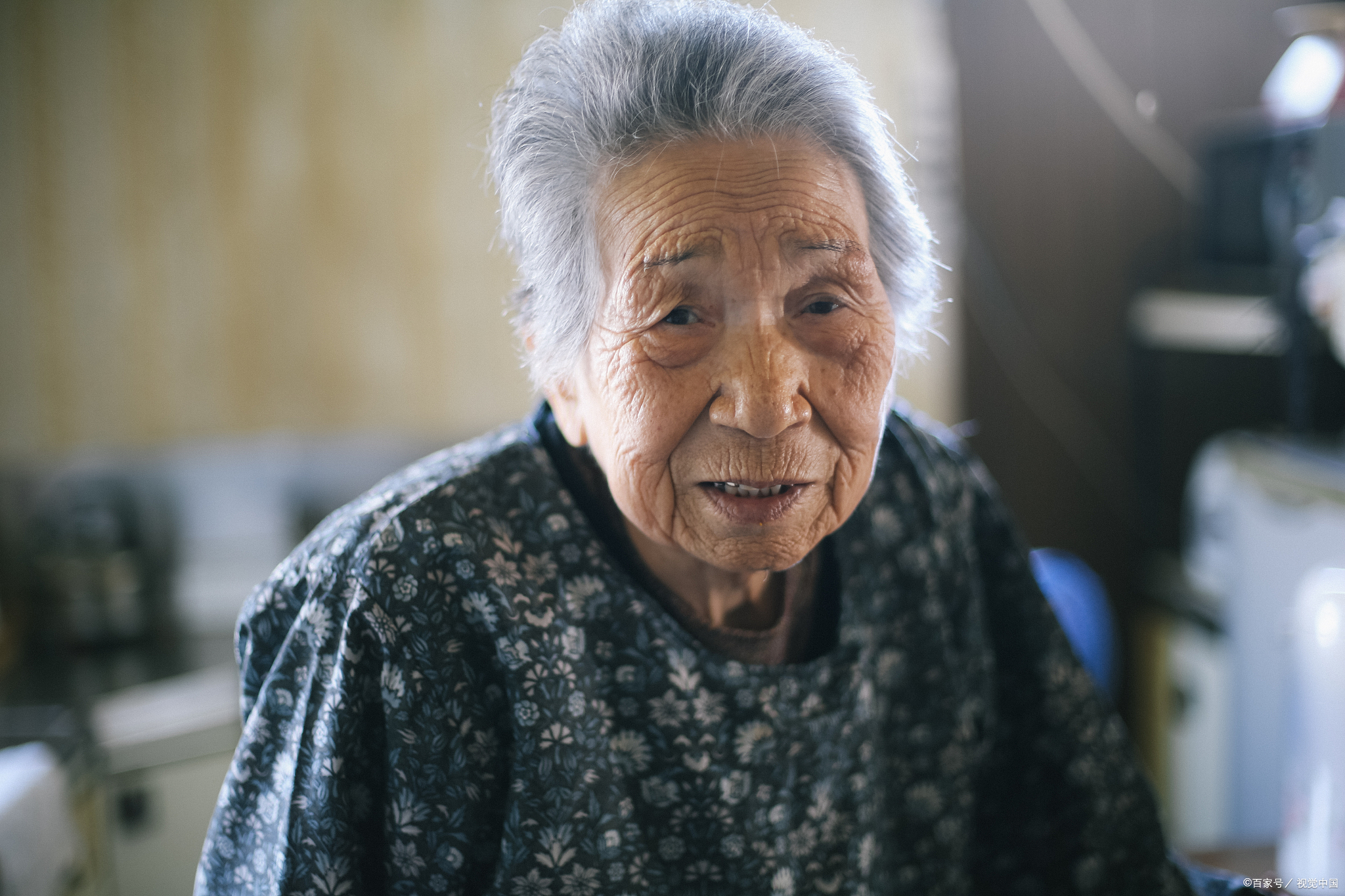 人老了,我们要懂的事  1.和老伴,不要分床睡.  2.