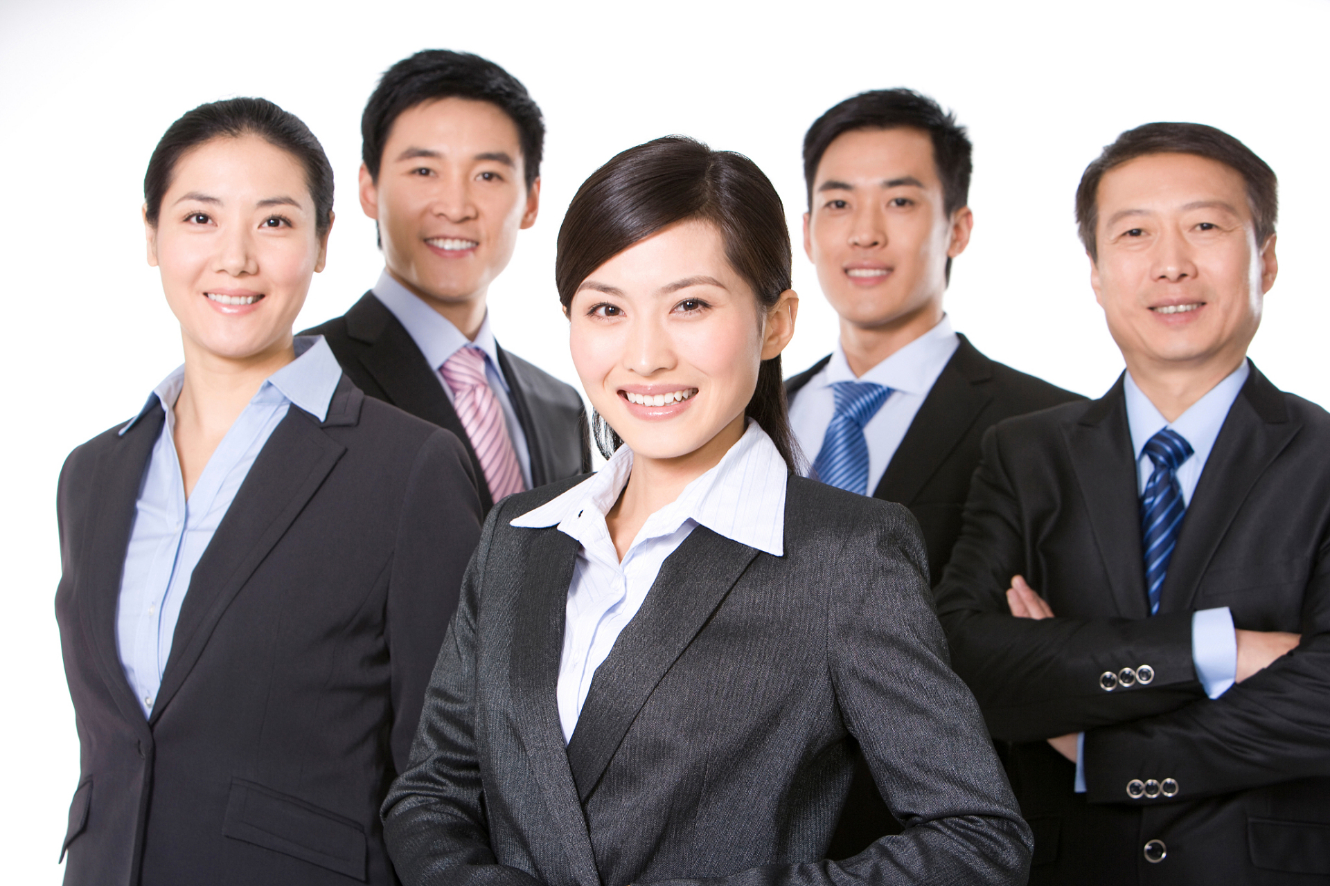 别让小领导妨碍你.  职场上的小领导都只会压榨你,不会提拔你.