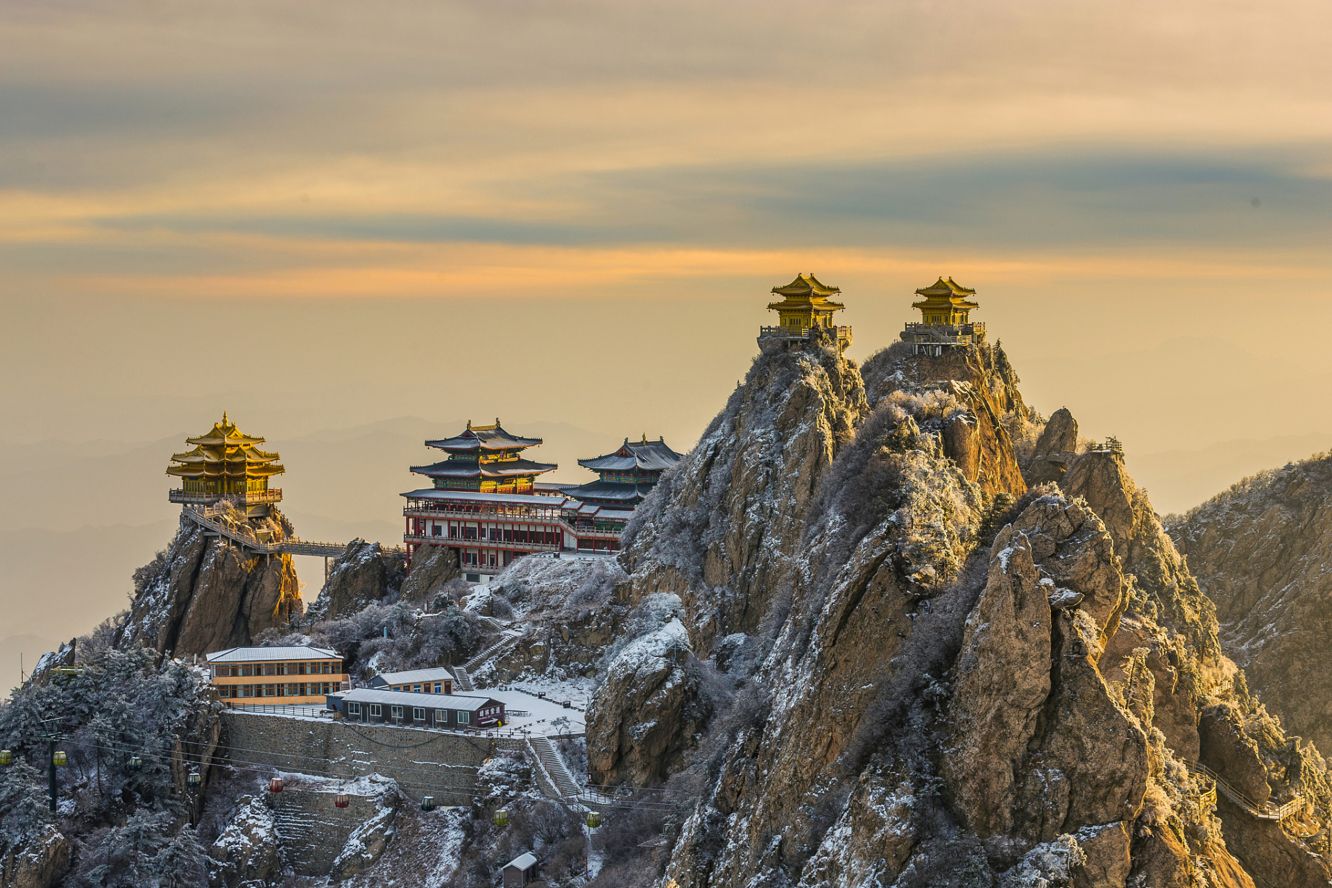 金顶山风景区简介图片